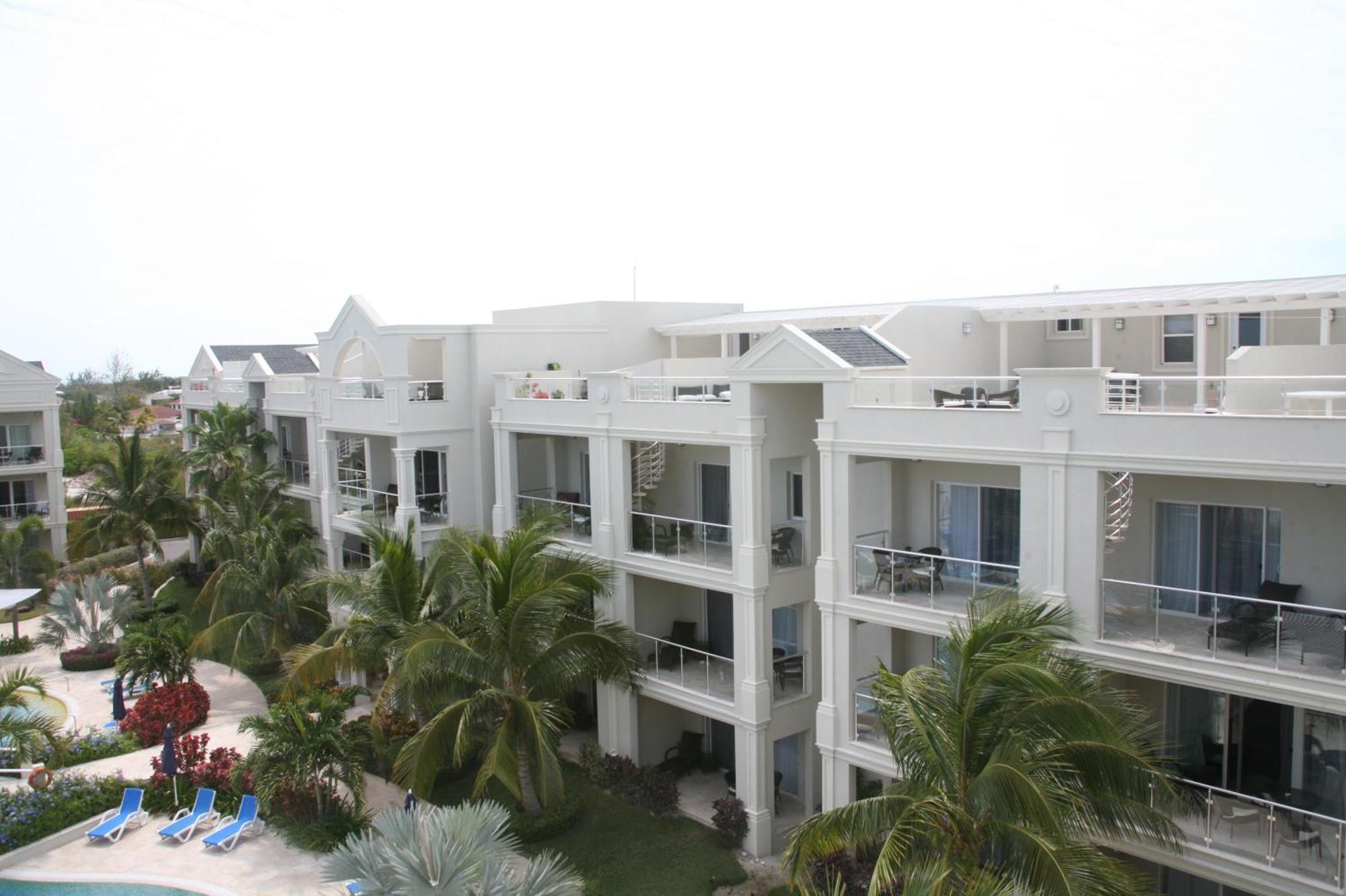 The Atrium Resort Grace Bay Exterior photo